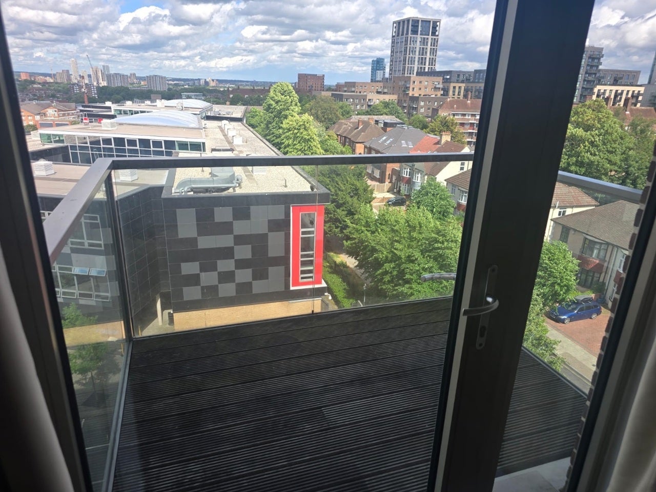 Flat Katherine Close in Greater London