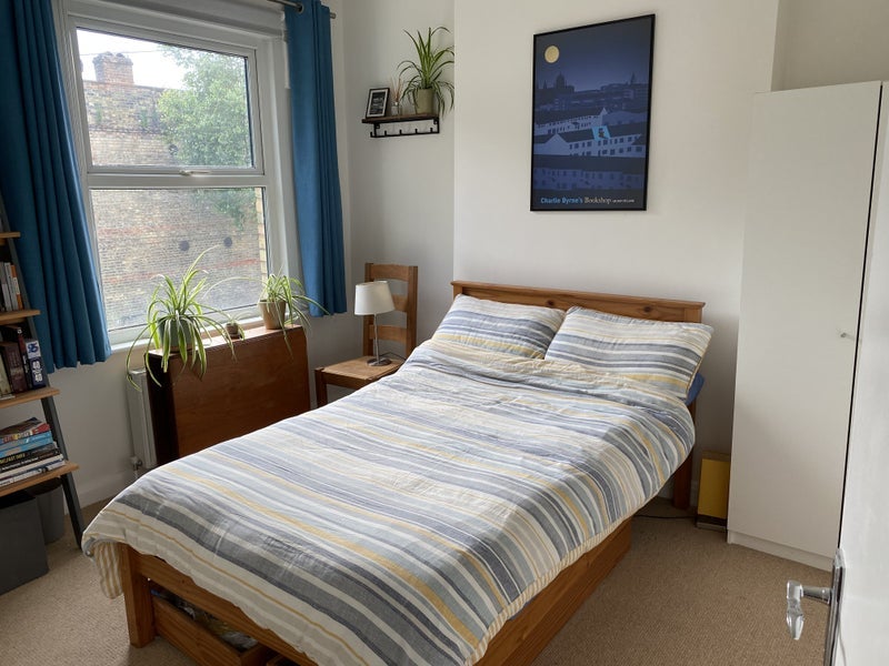 Room Playford Road in Greater London