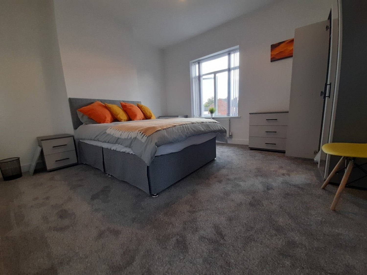 Room King Edward Street in Scunthorpe