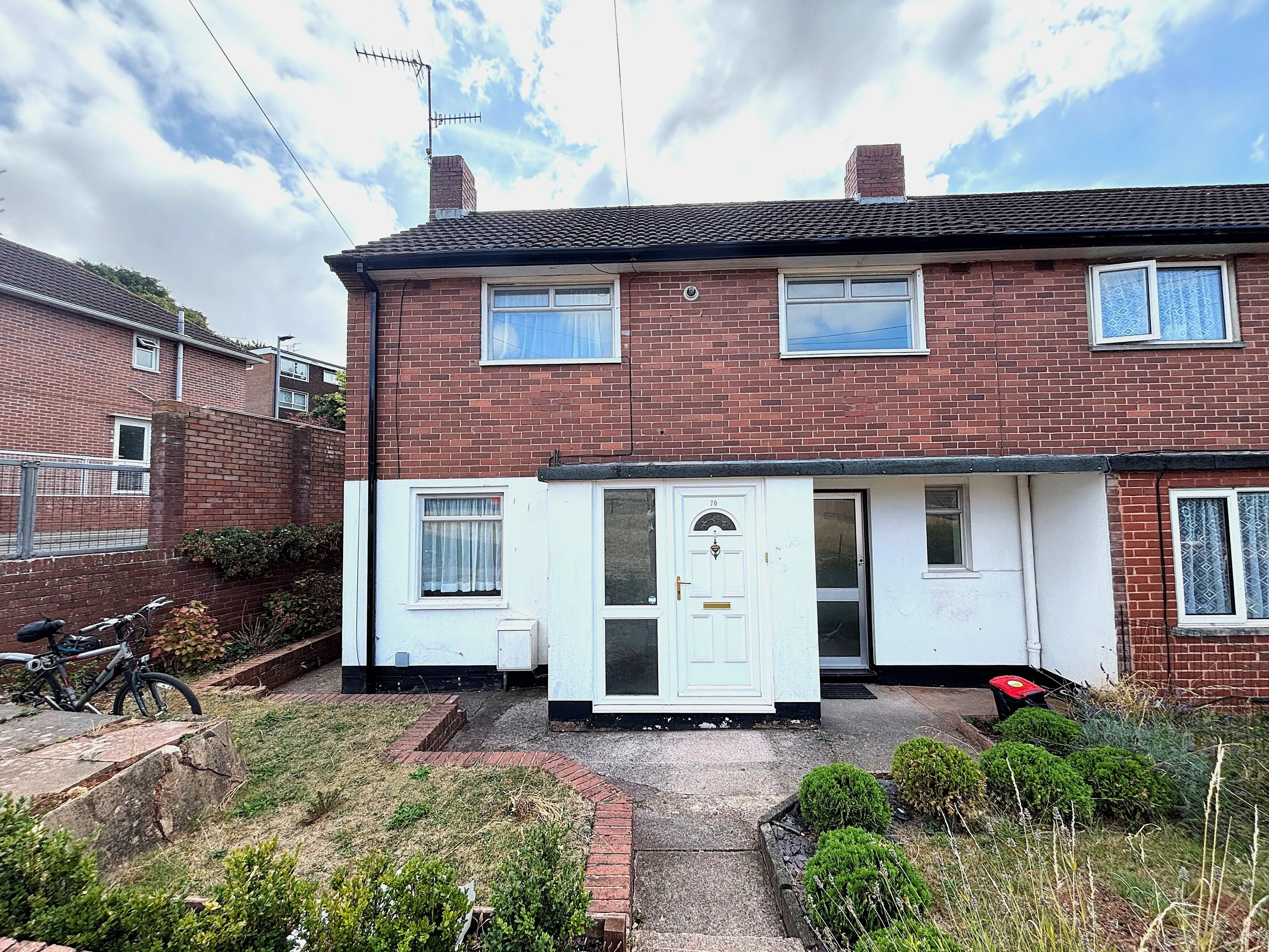 House Thornpark Rise in Exeter