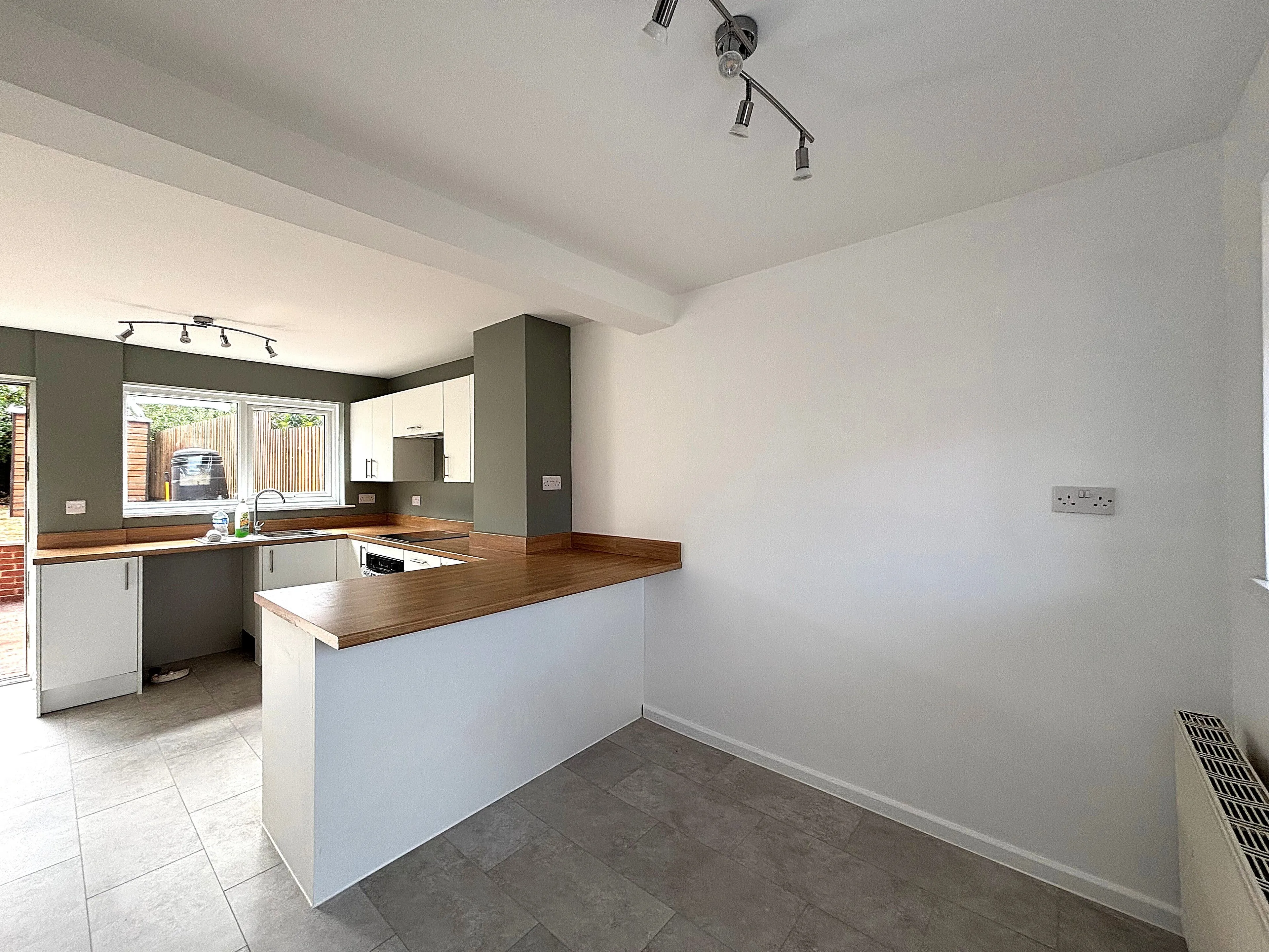 House Thornpark Rise in Exeter