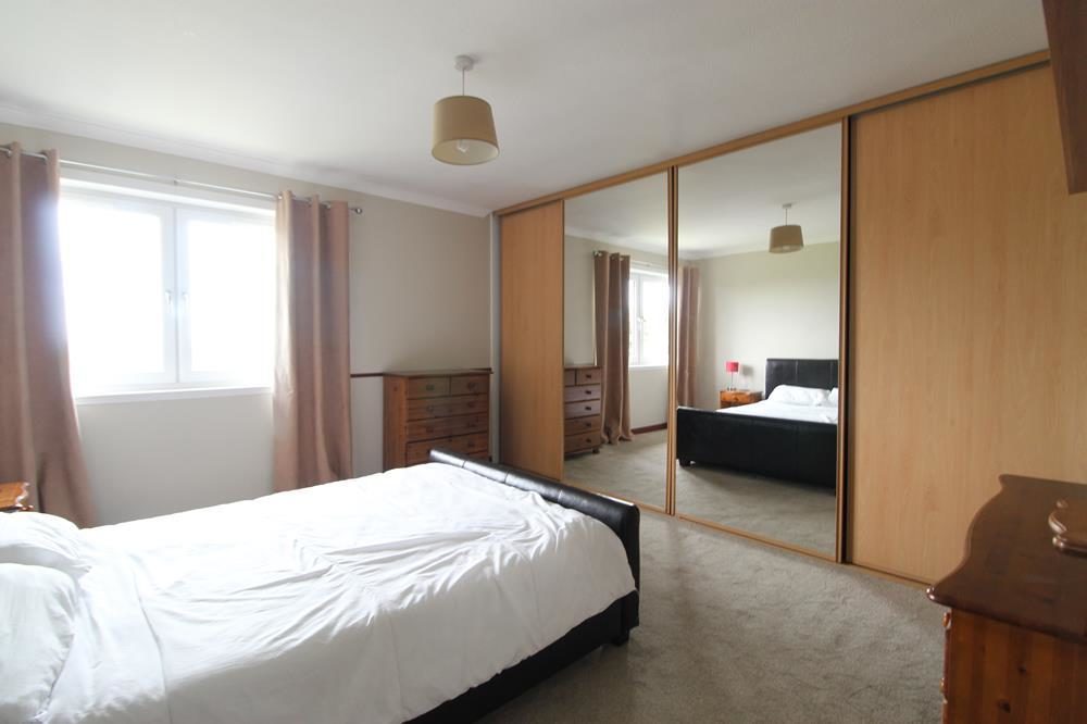 Flat Laburnum Walk in Aberdeen City