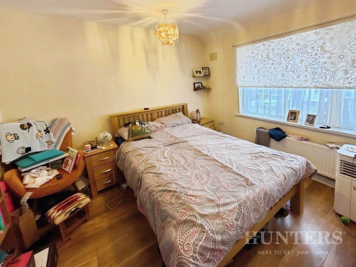 House Osney Walk in Greater London