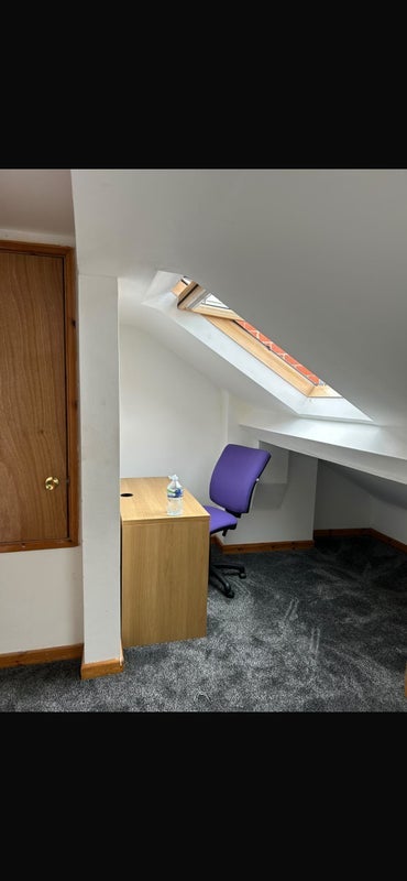 Room Johnson Road in Nottingham