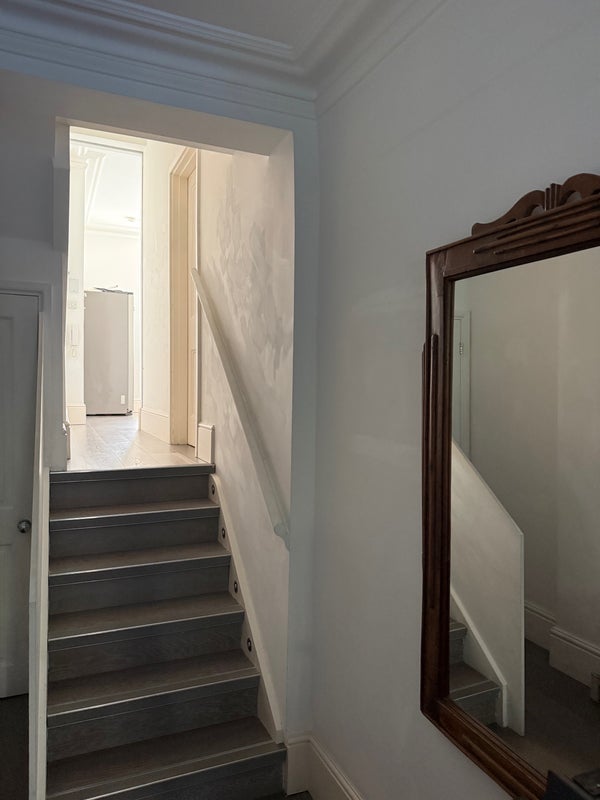 Room Sedlescombe Road in Greater London