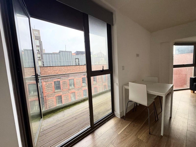 Flat Seel Street in Liverpool