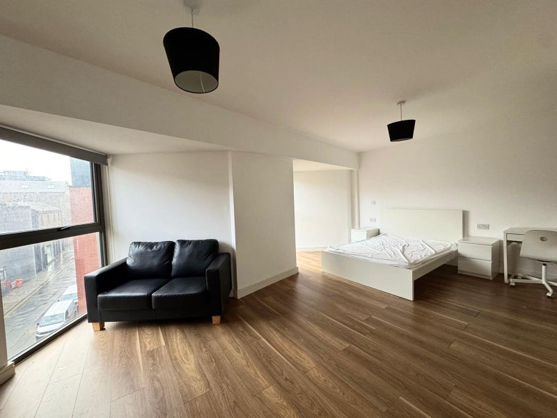 Flat Seel Street in Liverpool