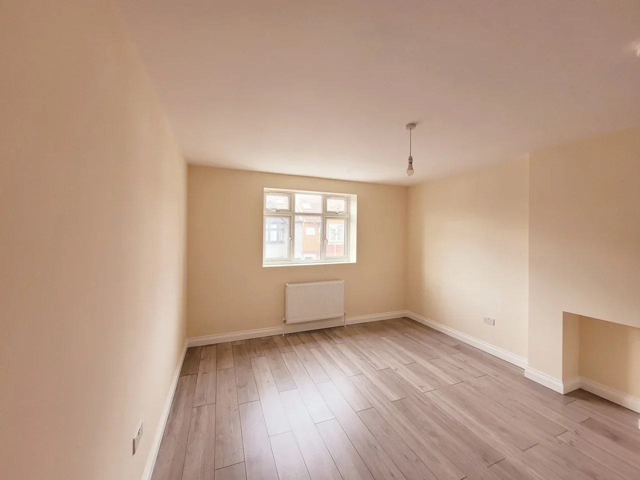 Flat Chester Road in Watford