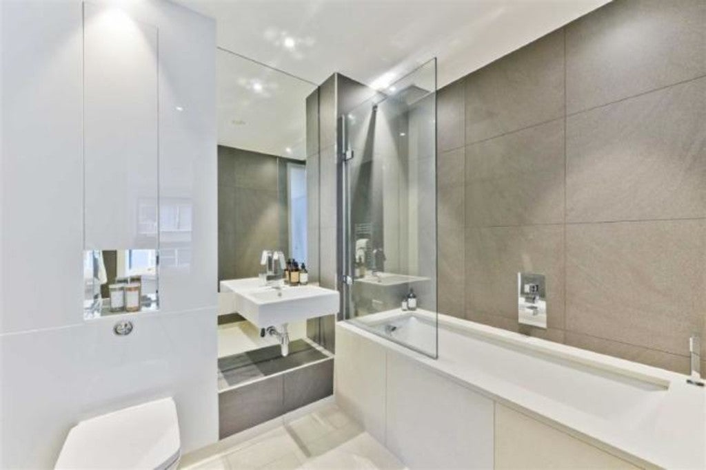 Flat Hackney Road in Greater London