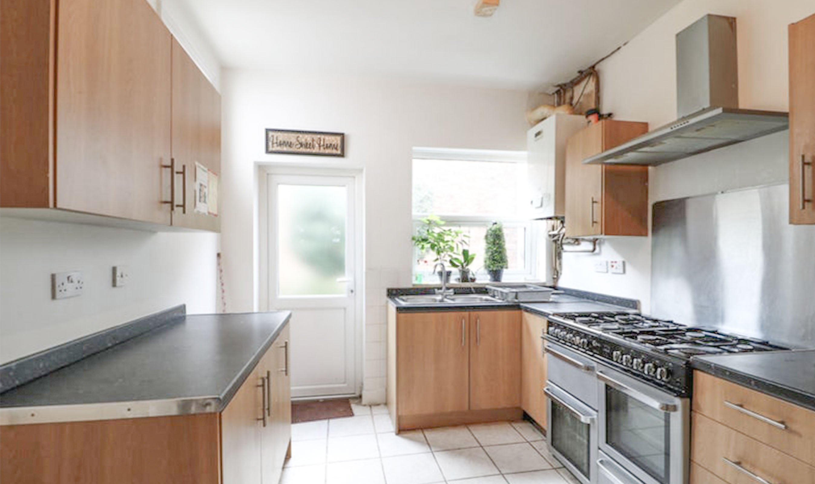 Flat Ashburnham Road in Bedford