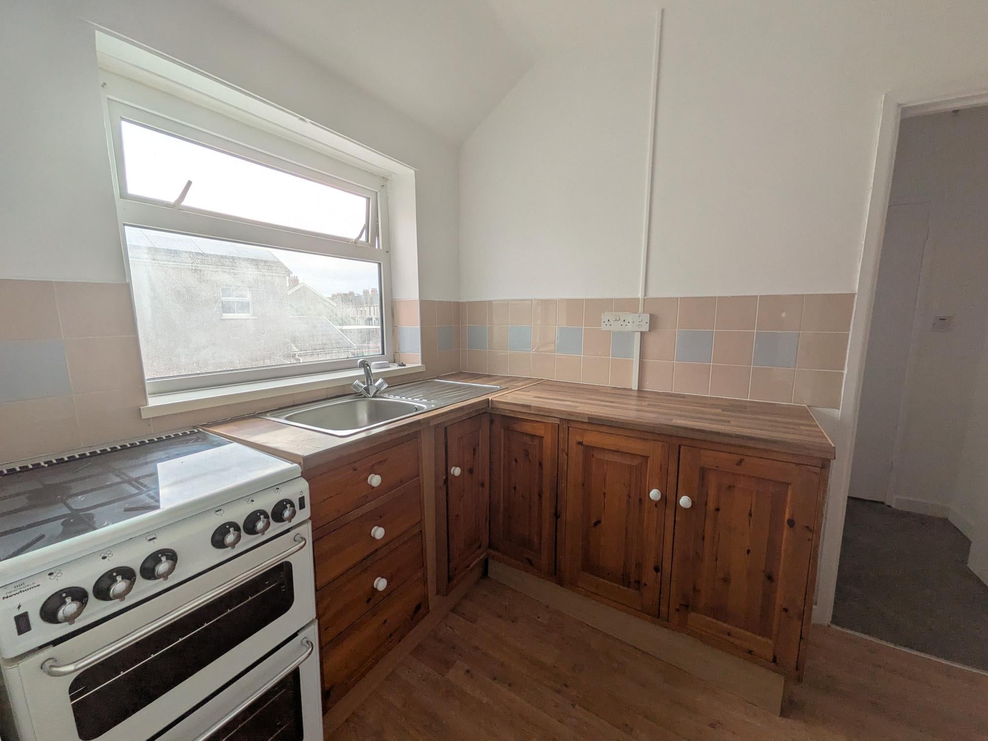 Flat Murray Street in Llanelli