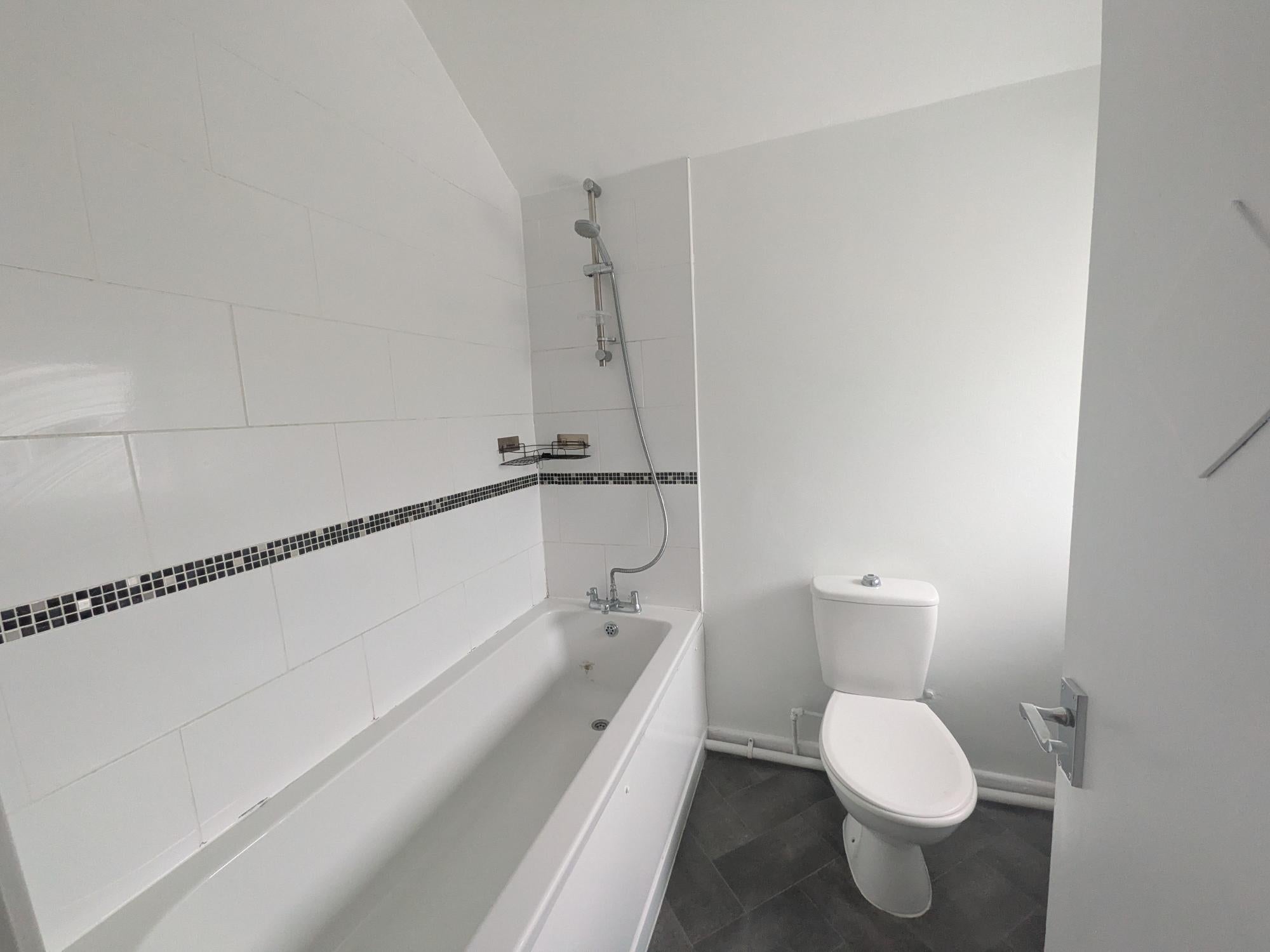 Flat Murray Street in Llanelli