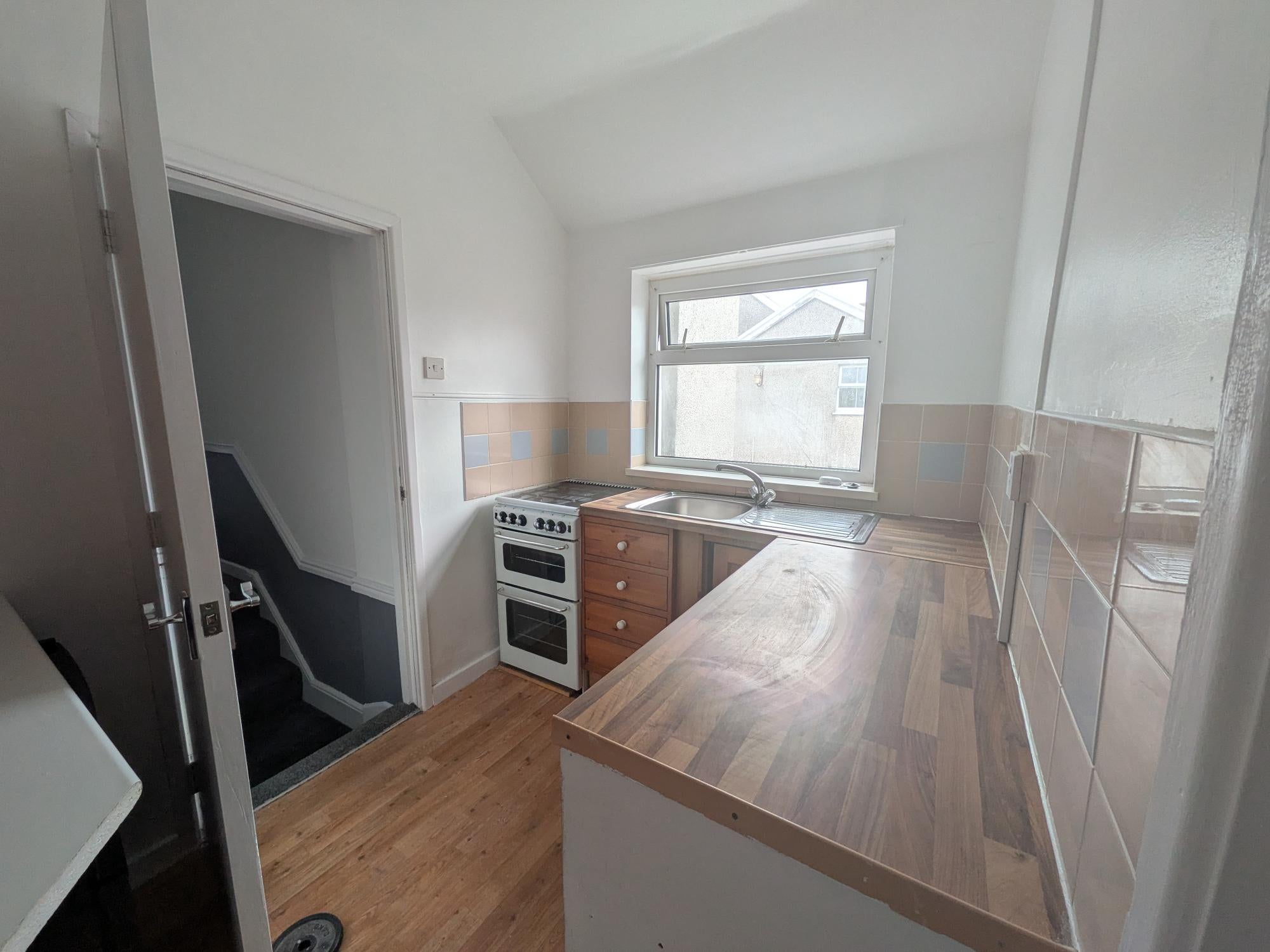 Flat Murray Street in Llanelli