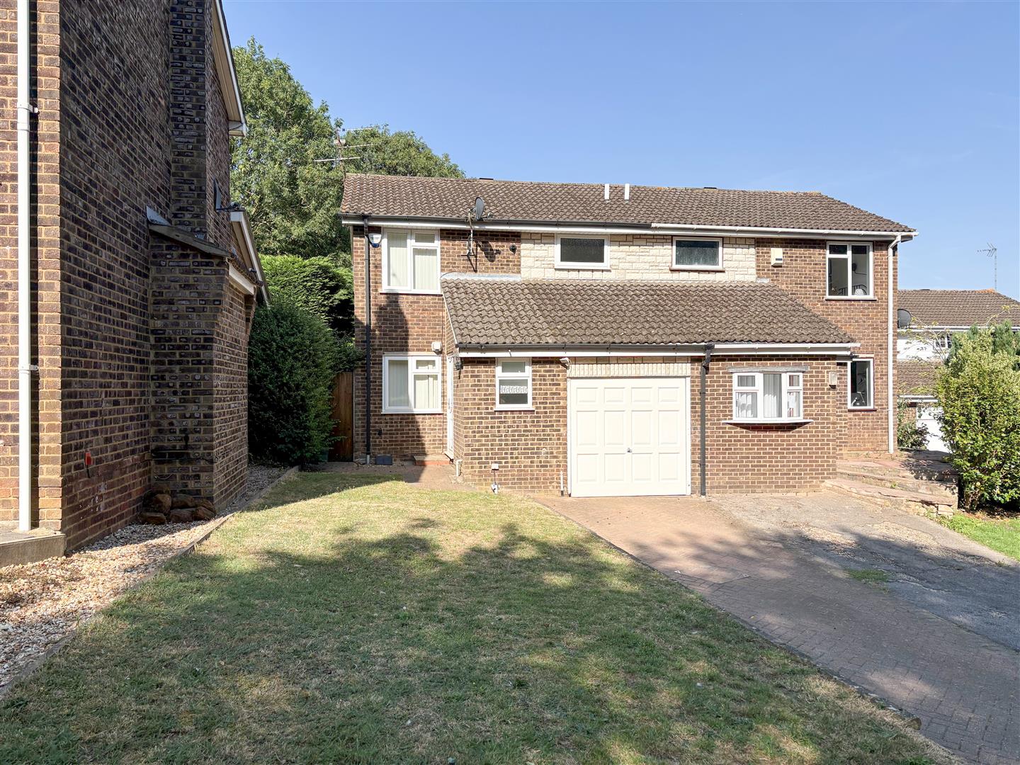 House Grasmere Way in Leighton Buzzard
