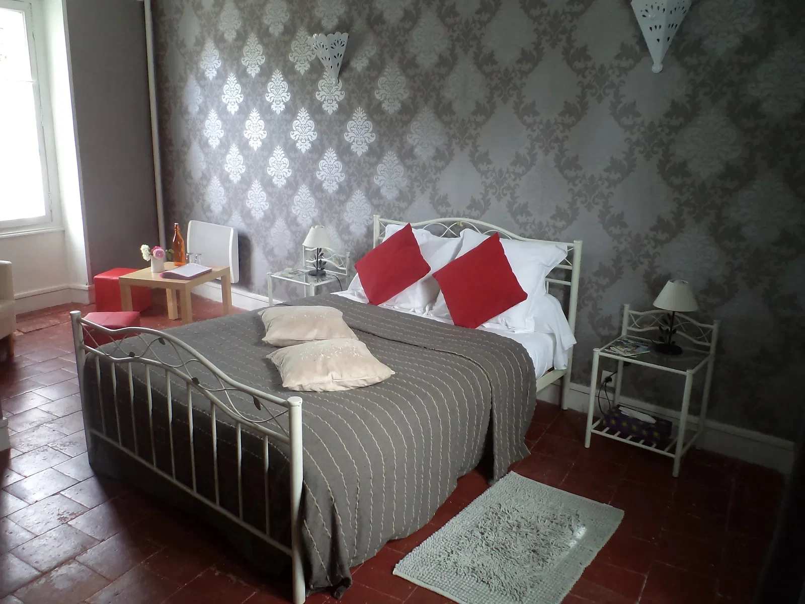 Room Rue Sylvain et Médéric Gervais in Orbigny