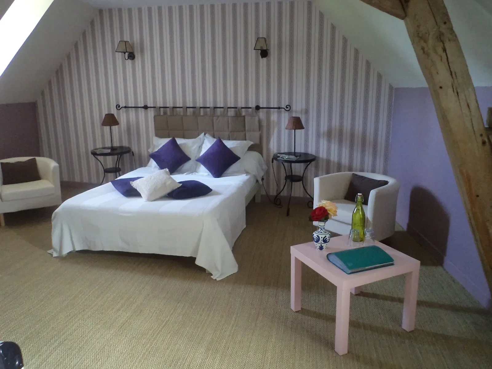 Room Rue Sylvain et Médéric Gervais in Orbigny