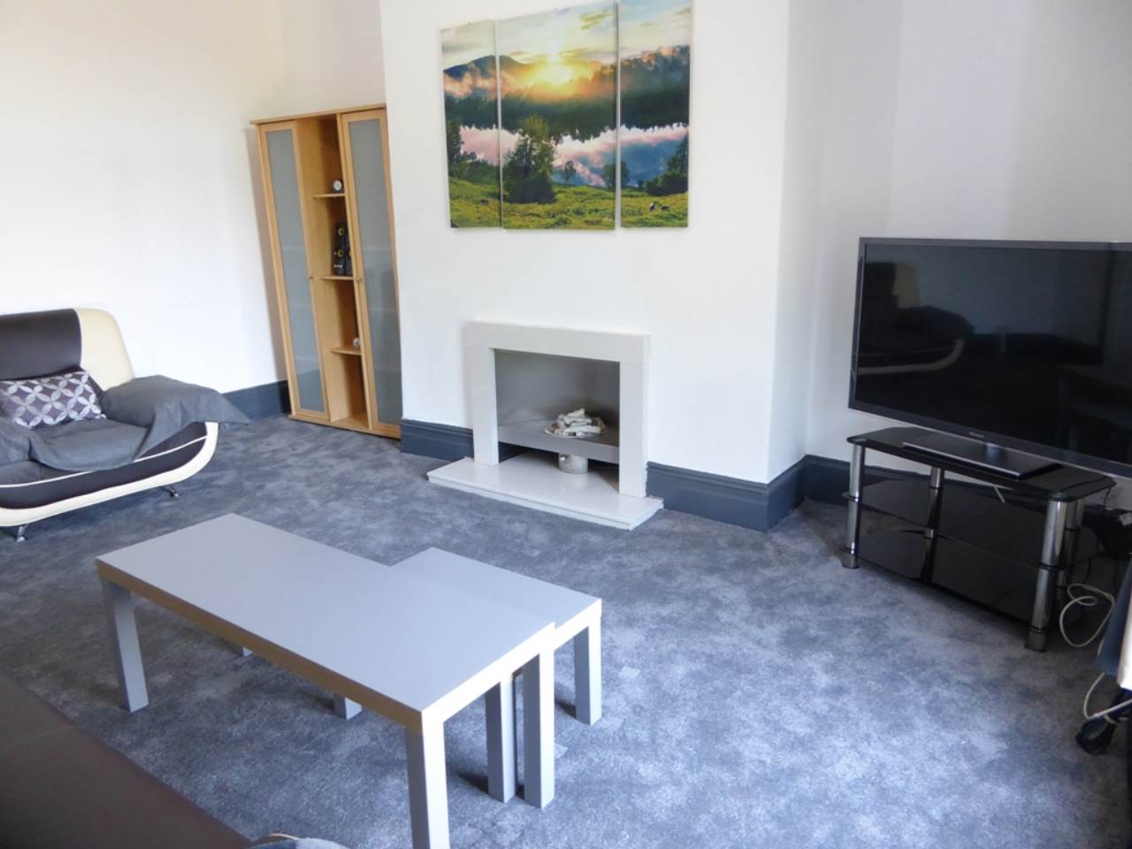 Flat Bankfield Road in Kirklees
