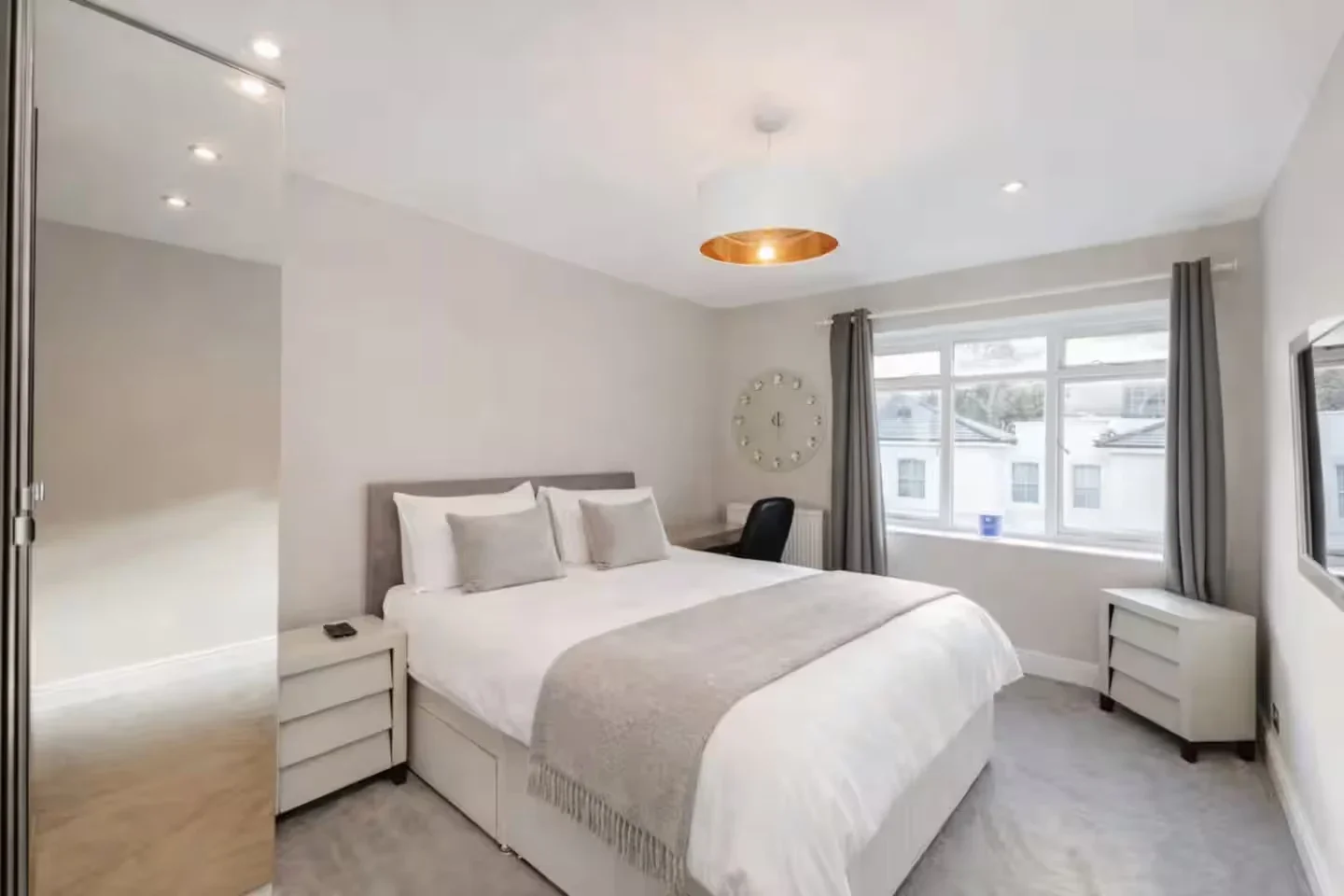 Room Limerston Street in Greater London