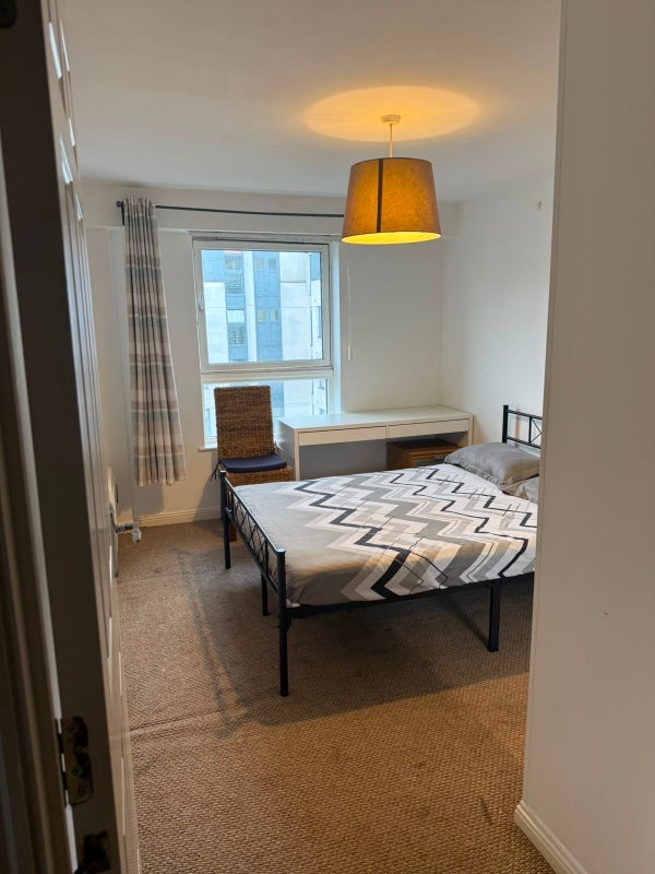 Room Wallace Street in Glasgow
