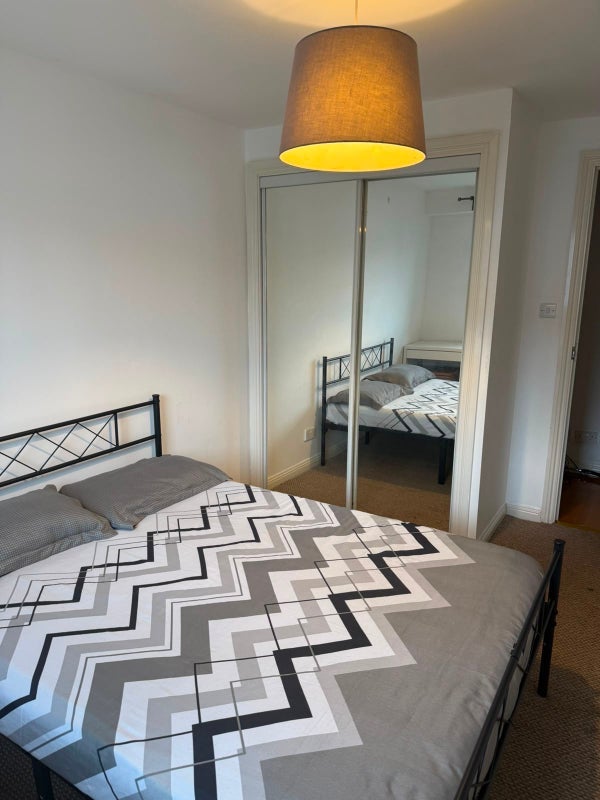 Room Wallace Street in Glasgow
