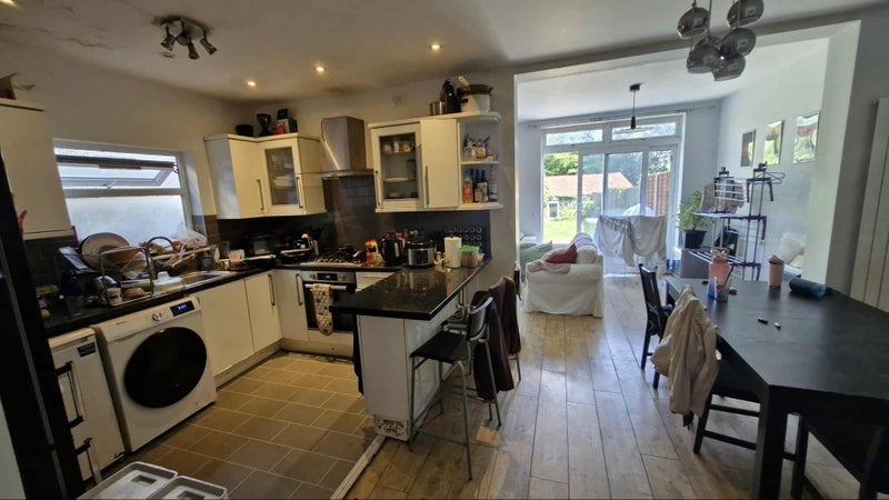 Room Park Place in Greater London