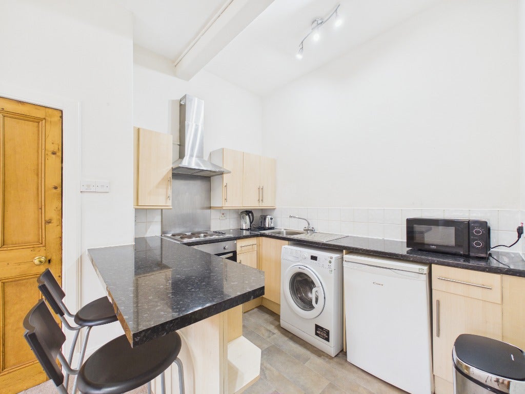 Flat Sunnyside in City of Edinburgh