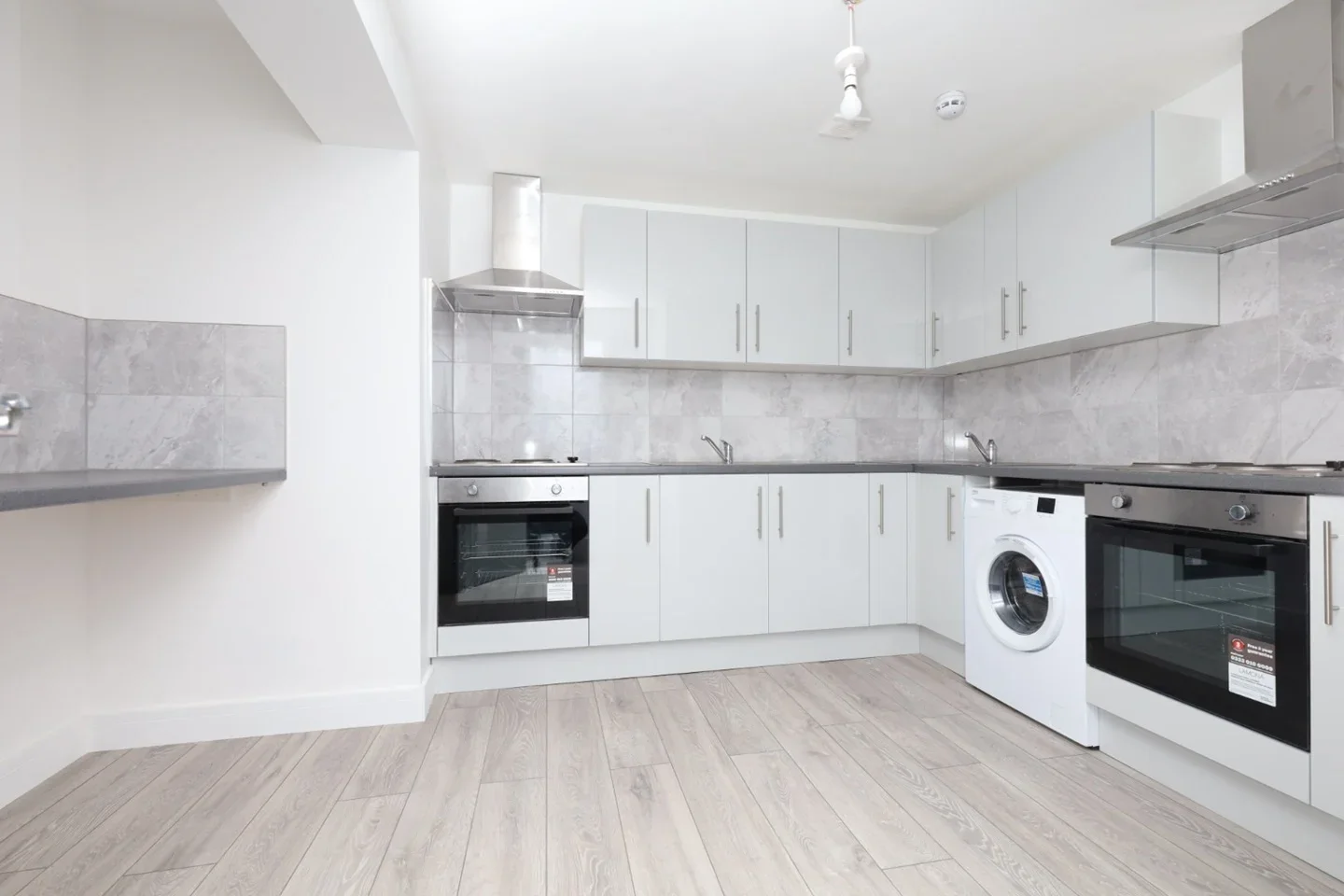 Flat Beech Close in Greater London