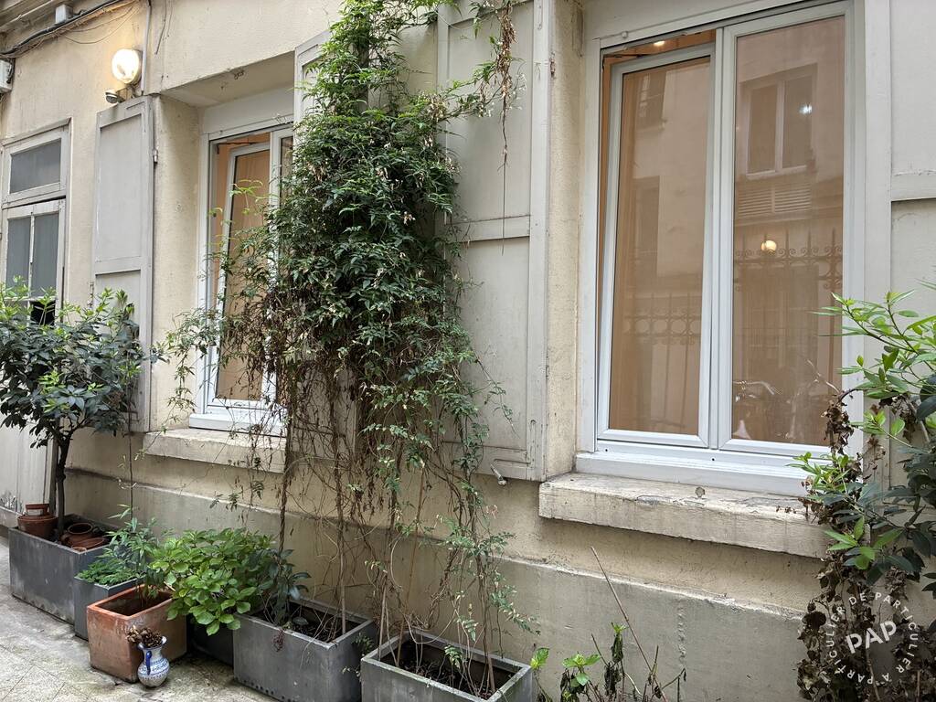 Flat Boulevard Ney in Paris