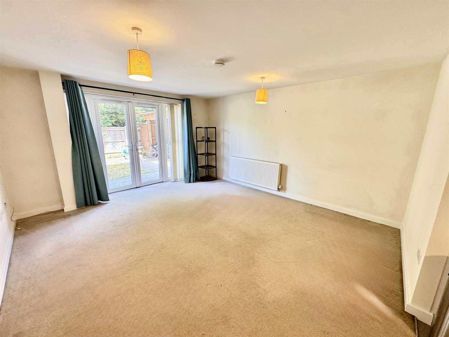Flat Monson Road in Reigate and Banstead