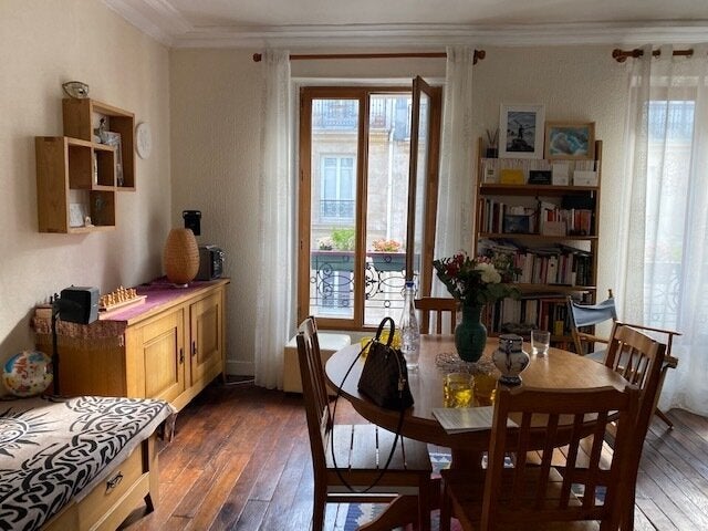 Appartement Rue de la Collégiale à Paris