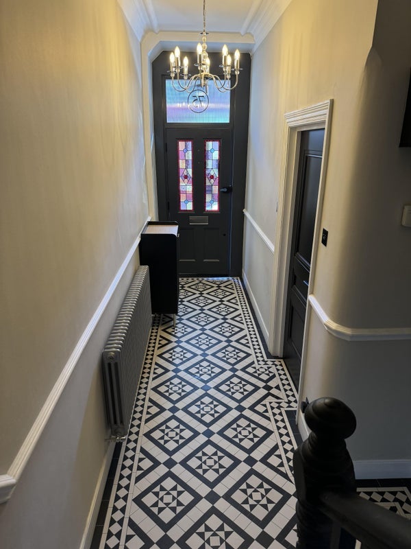 Room Forburg Road in Greater London