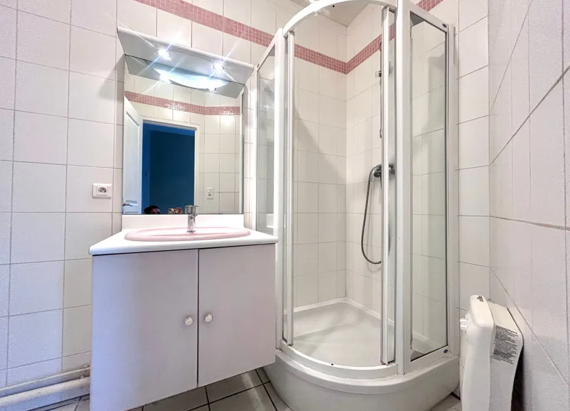Room Rue Roger Barnalier in Périgueux