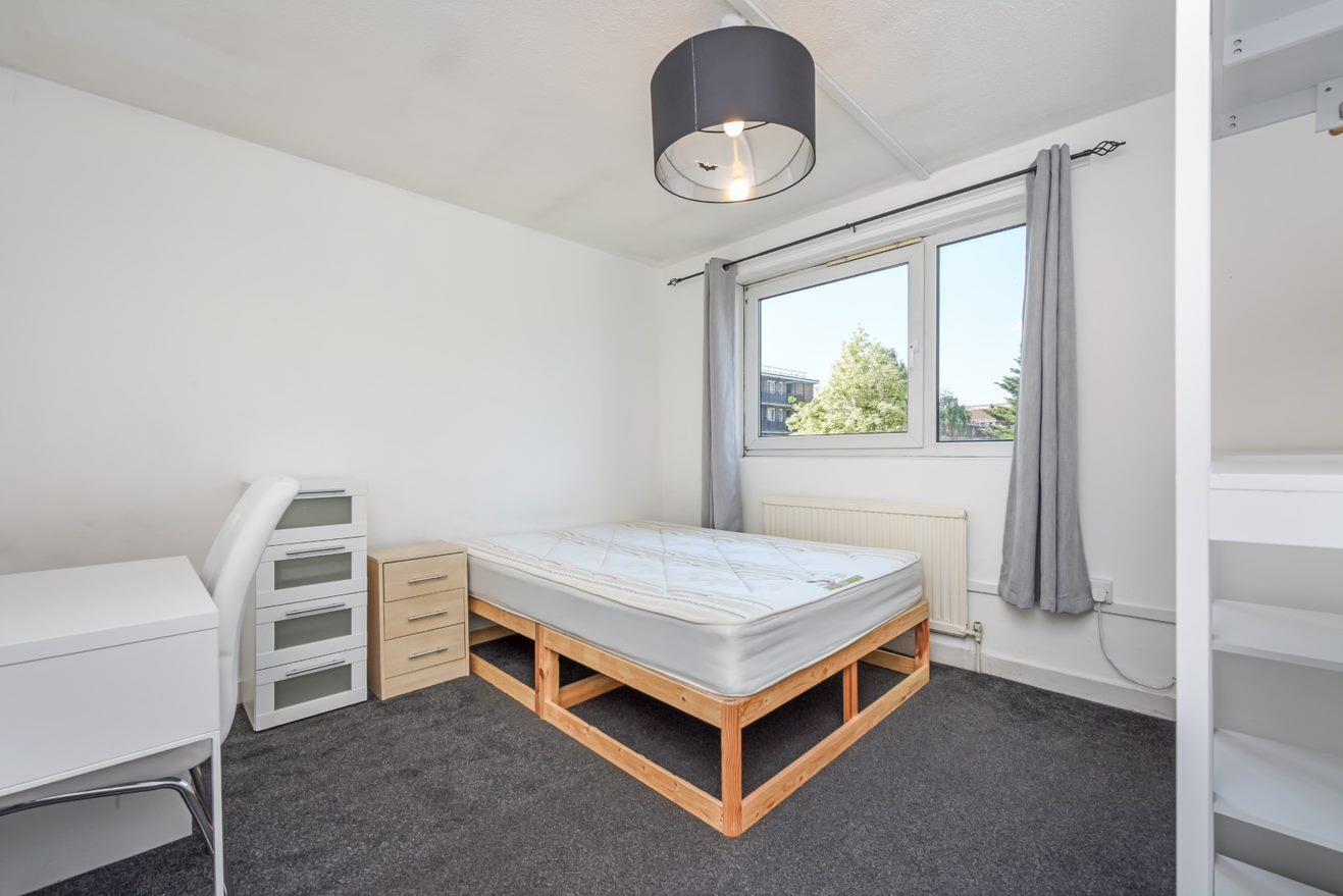 Flat Massinger Street in Greater London