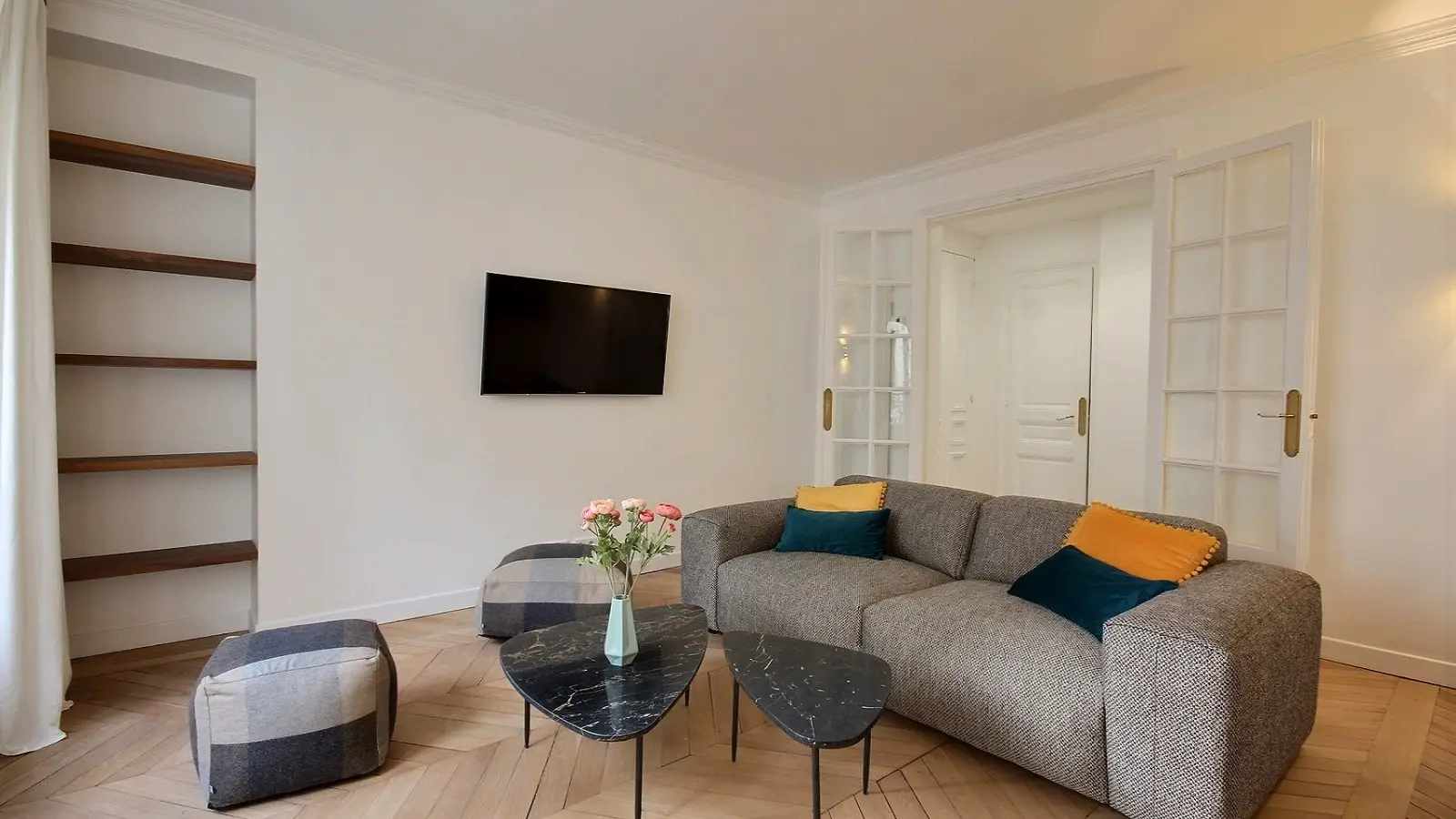 Flat Rue Barthélemy in Paris