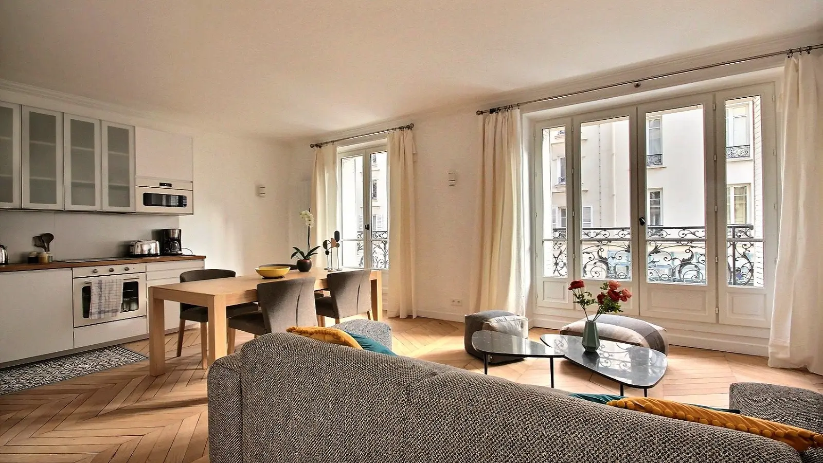 Flat Rue Barthélemy in Paris