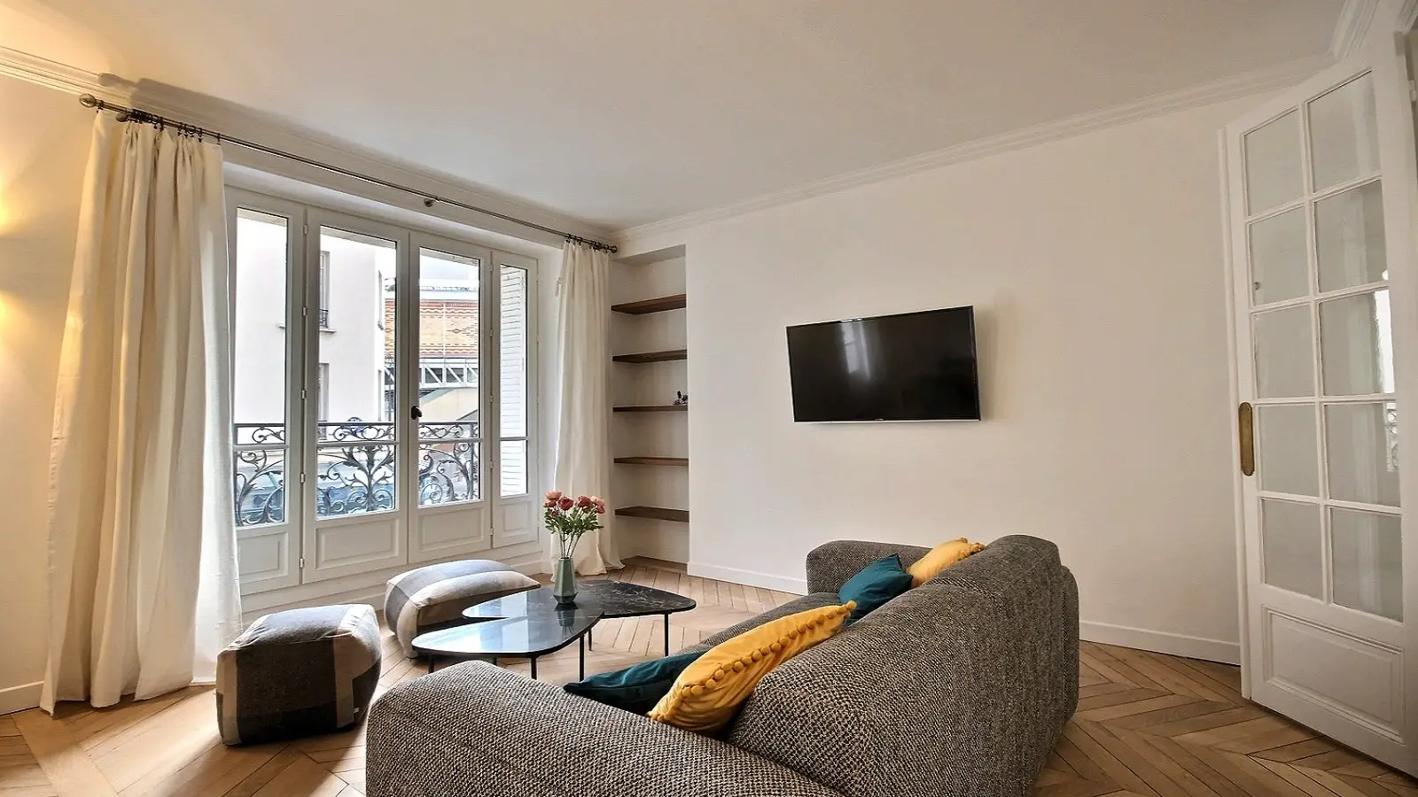Flat Rue Barthélemy in Paris