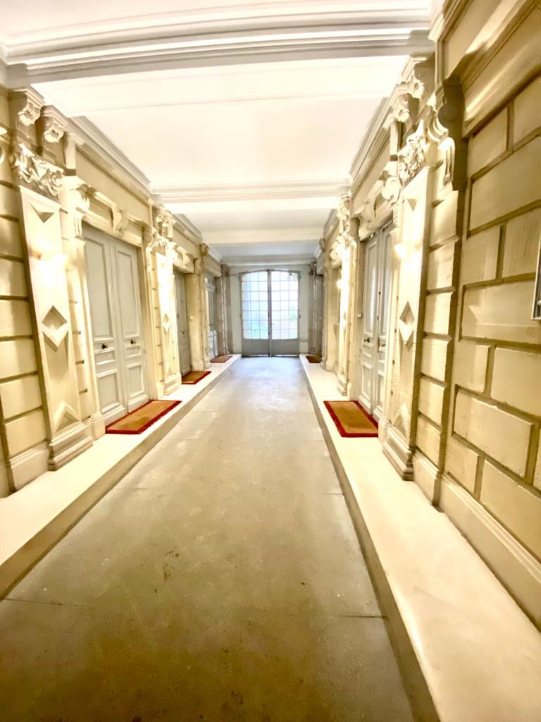 Flat Rue du Cardinal Mercier in Paris