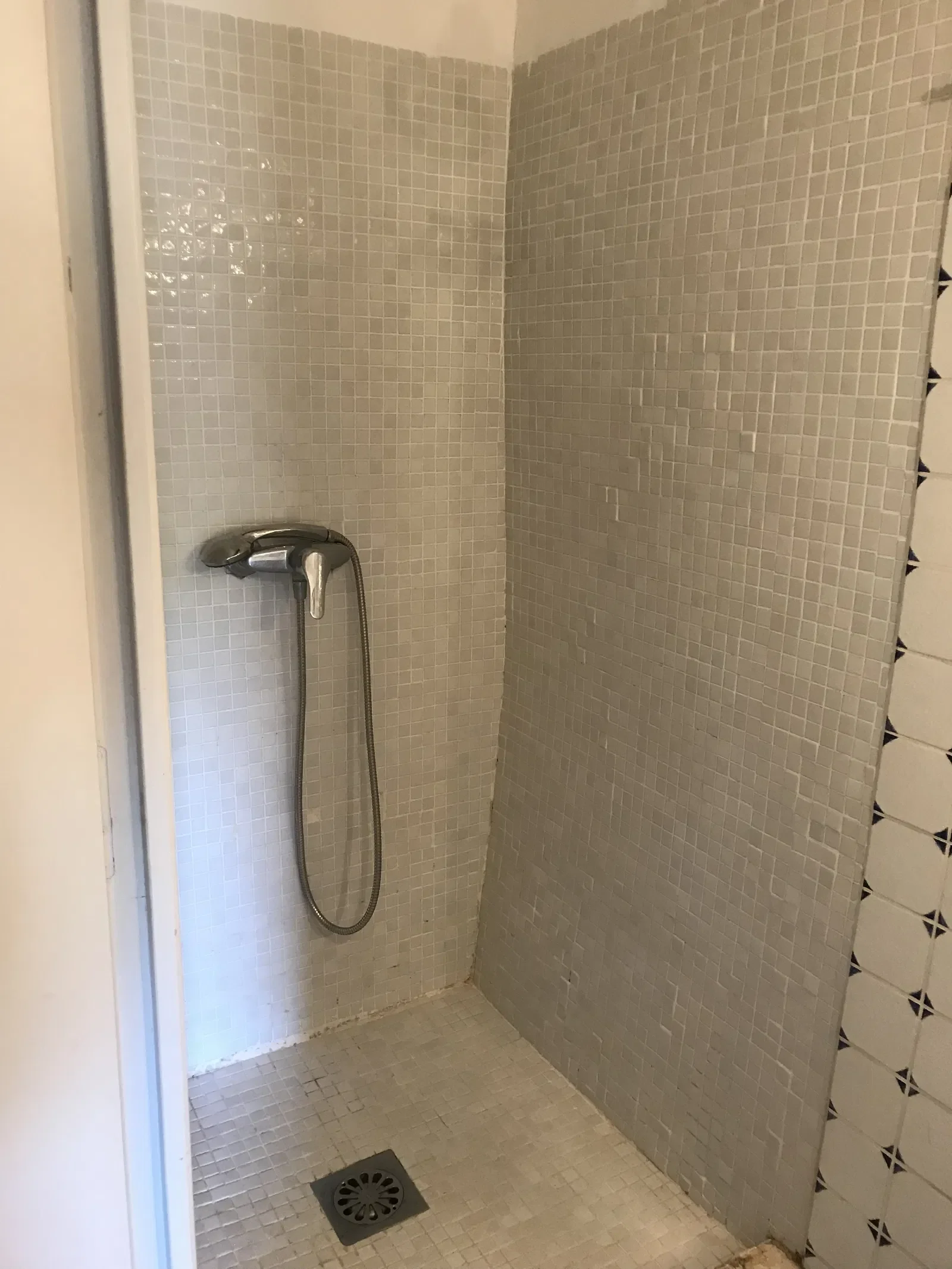 Room Rue Voltaire in Lambesc