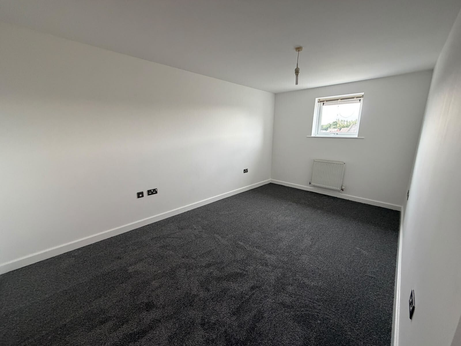 Flat Sandhills Avenue in Leicester