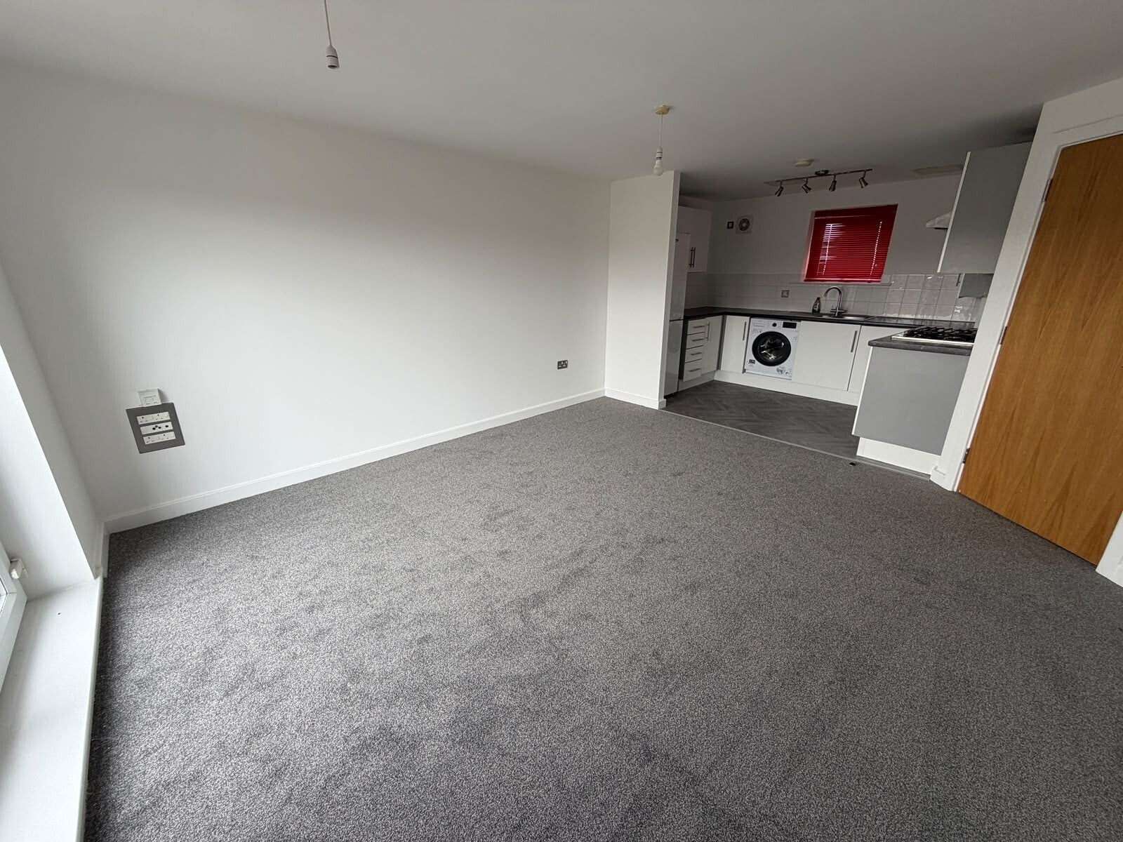 Flat Sandhills Avenue in Leicester