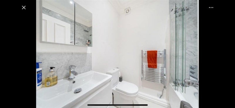 Room Riding House Street in City of Westminster