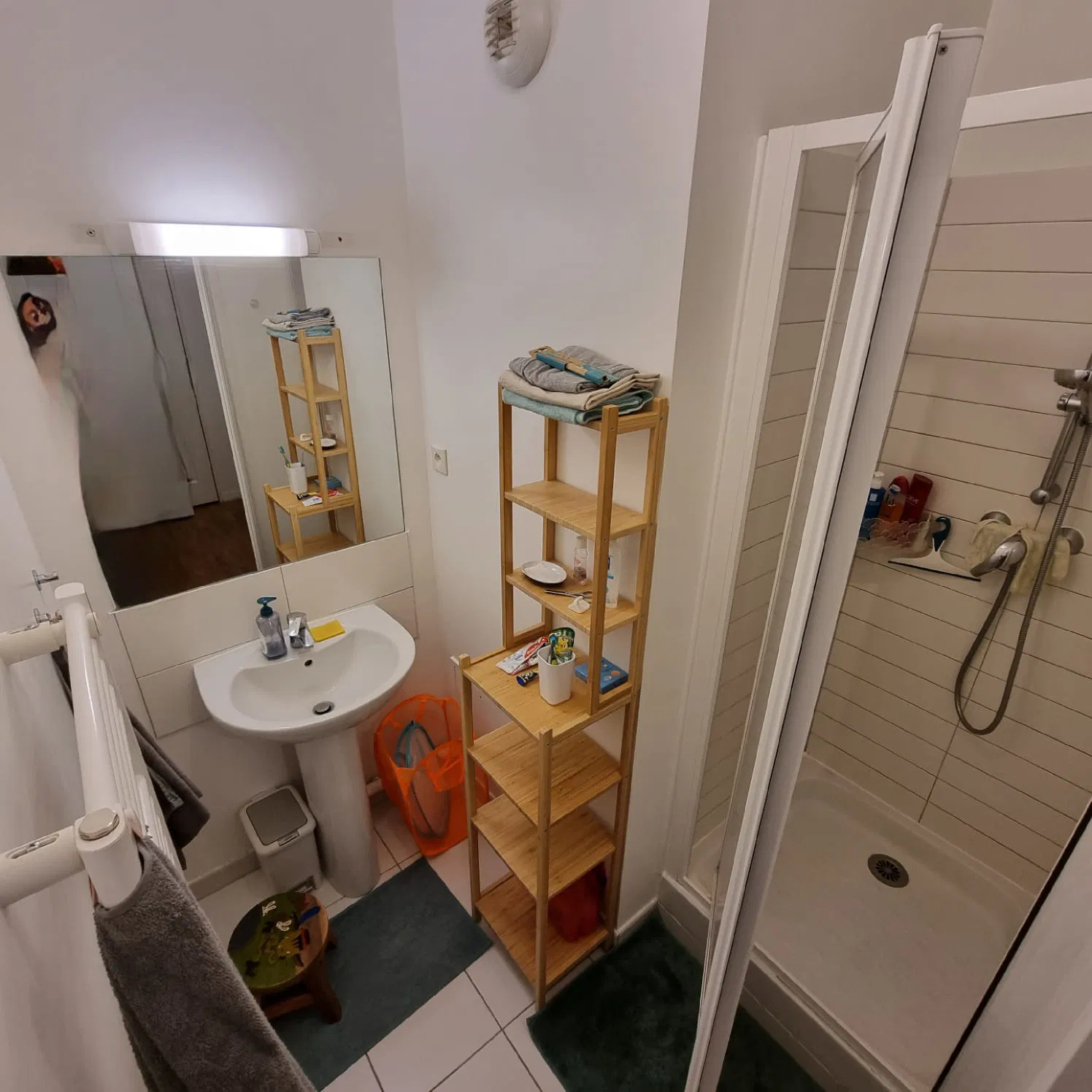 Room Rue Ernest Lavisse in Poissy