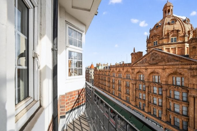 Flat Brompton Road in London