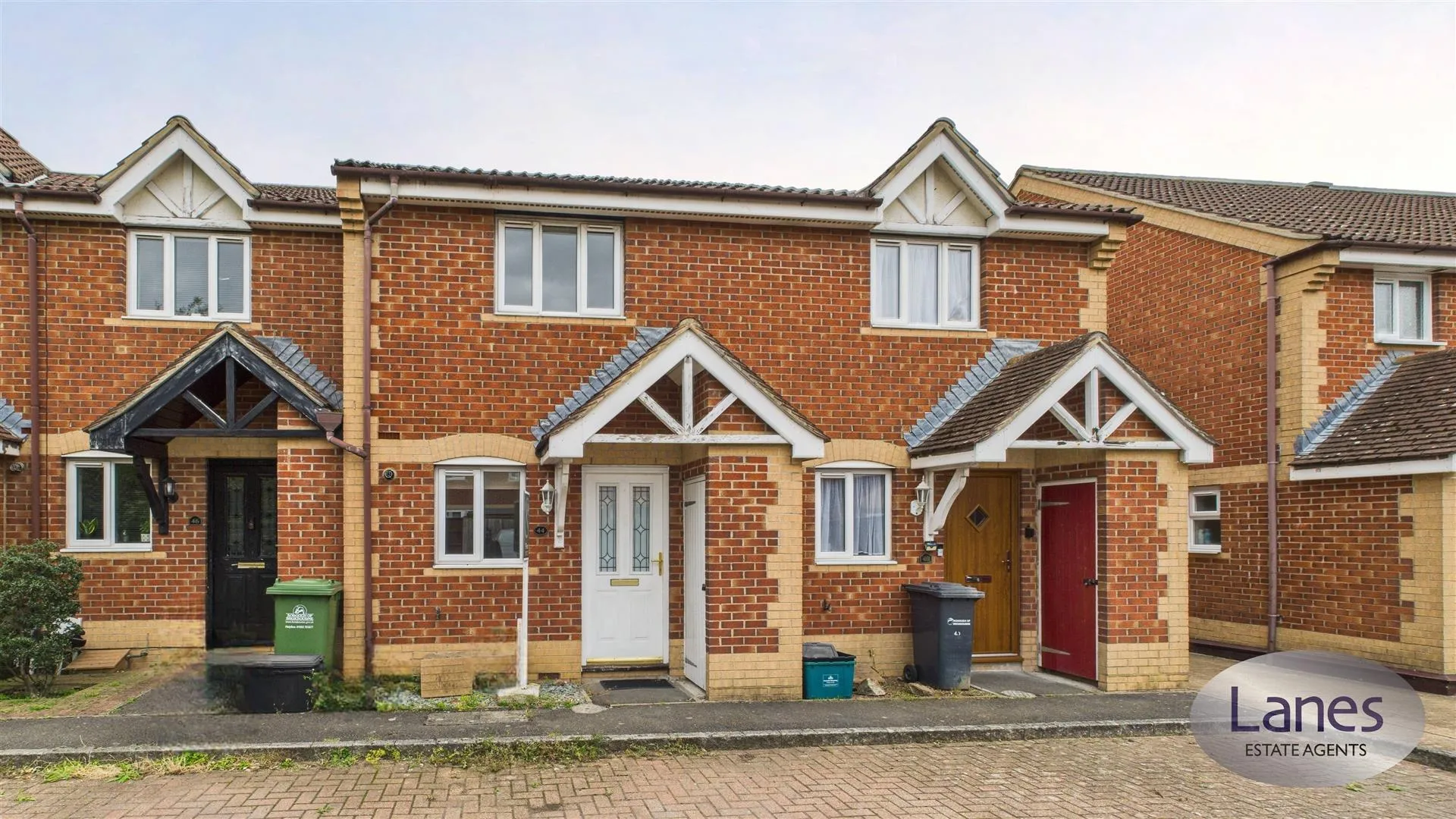 House Pettys Close in Cheshunt