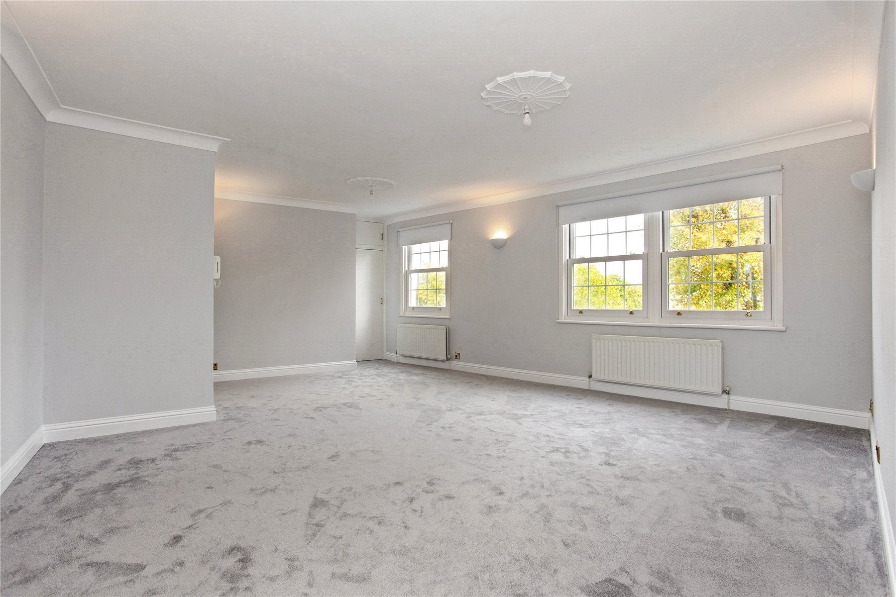 Flat Palace Road in Greater London