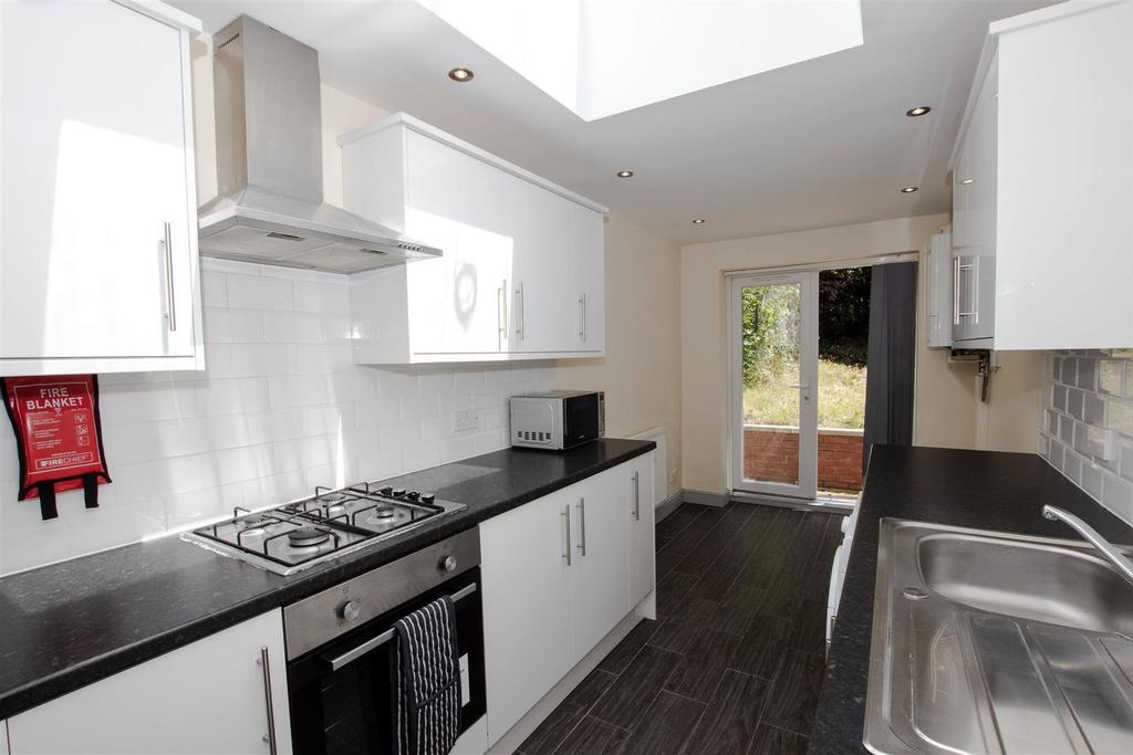 Flat Selly Hill Road in Birmingham