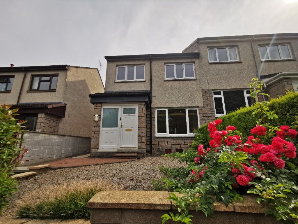 House Whitburn Place in Dundee