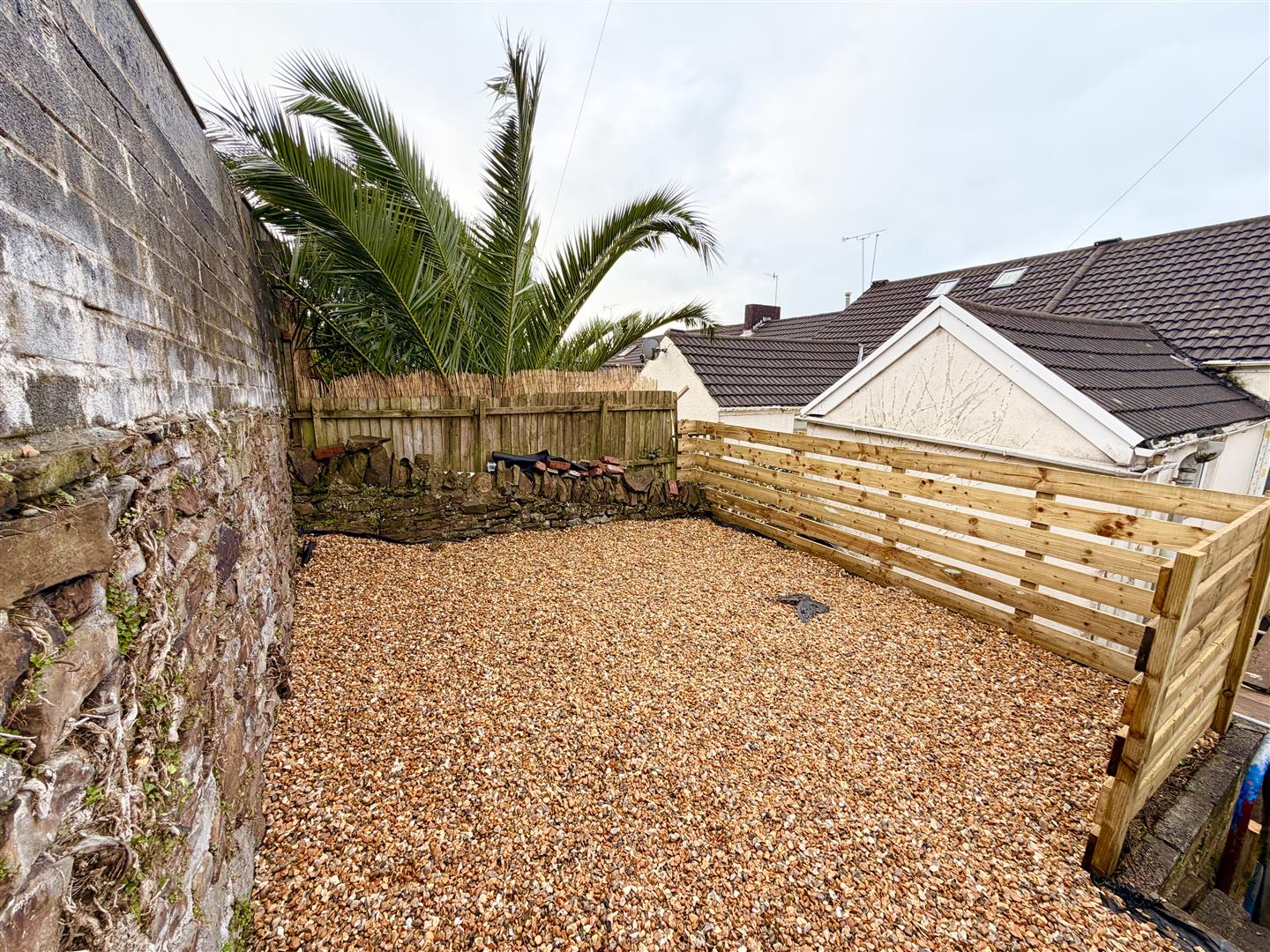 Flat Kilvey Terrace in Swansea