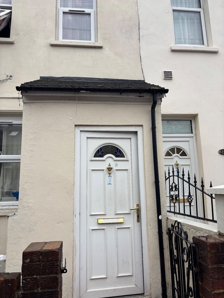 House Myrtle Road in Greater London