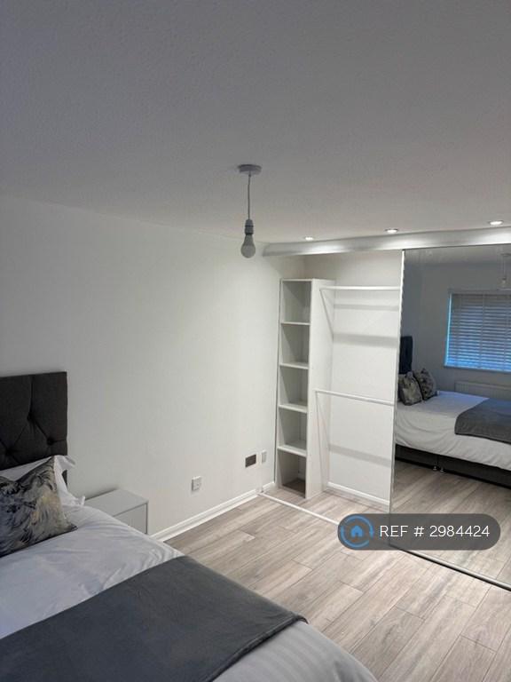 Room Miskin Way in Gravesham